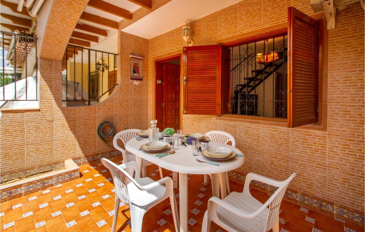 Stunning Home In Los Alcazares With Kitchen Eksteriør billede